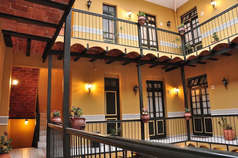 Hotel Naira Ла Пас Екстериор снимка